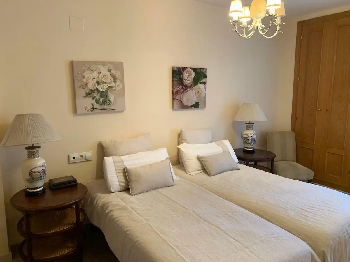 Apartment Primera Linea De Playa En Las Chapas Marbella